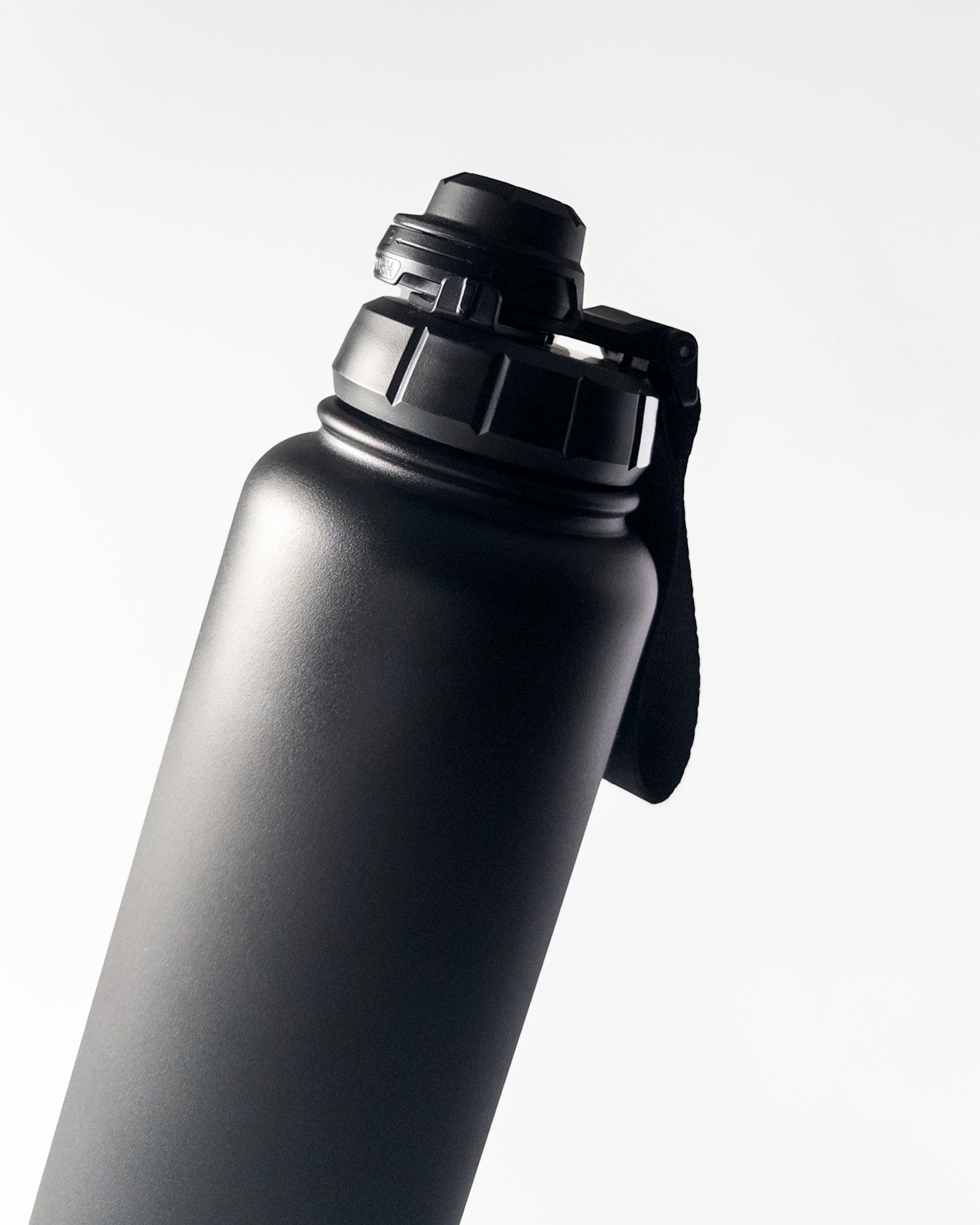 FLOW Bottle Schwarz